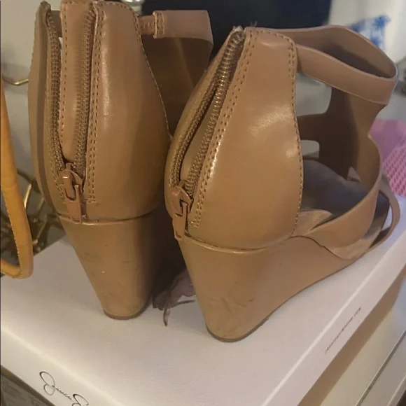 INC International Concepts Brown Women's Sandals - Picture 4 of 4